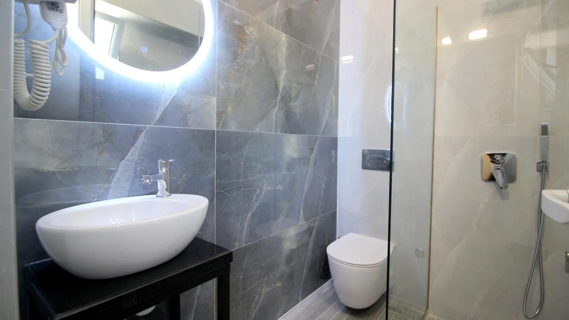 Hotel Ambra Ksamil