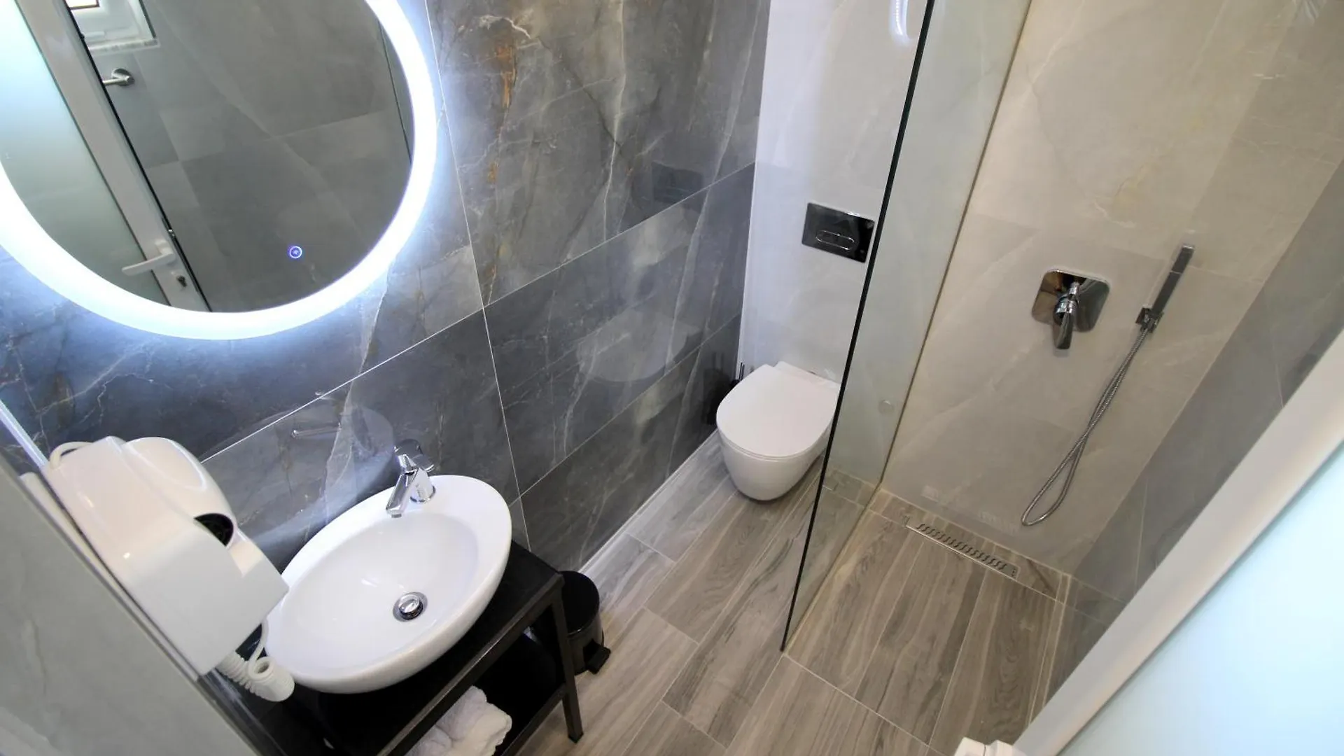 Hotel Ambra Ksamil