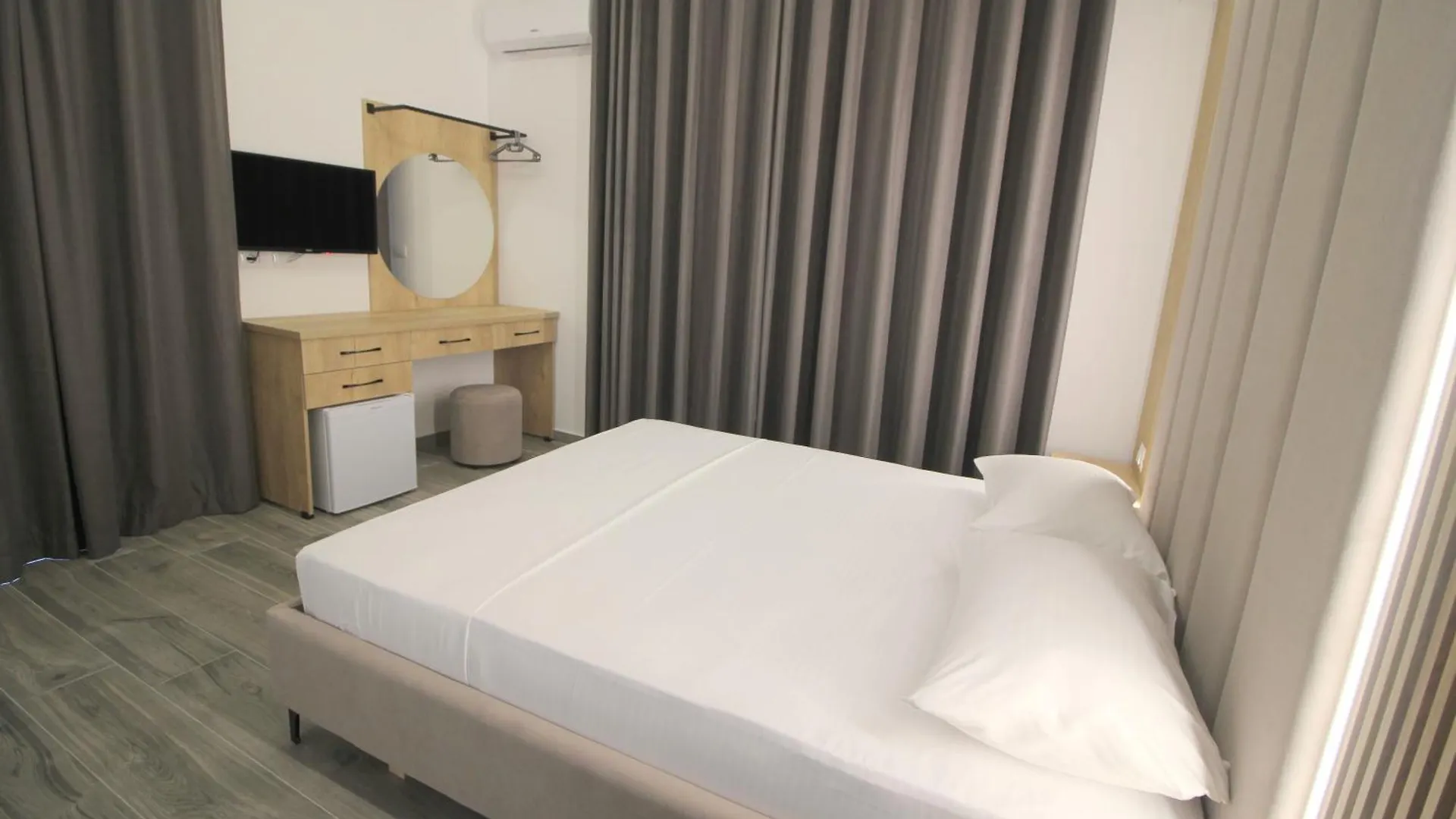 Hotel Ambra Ksamil