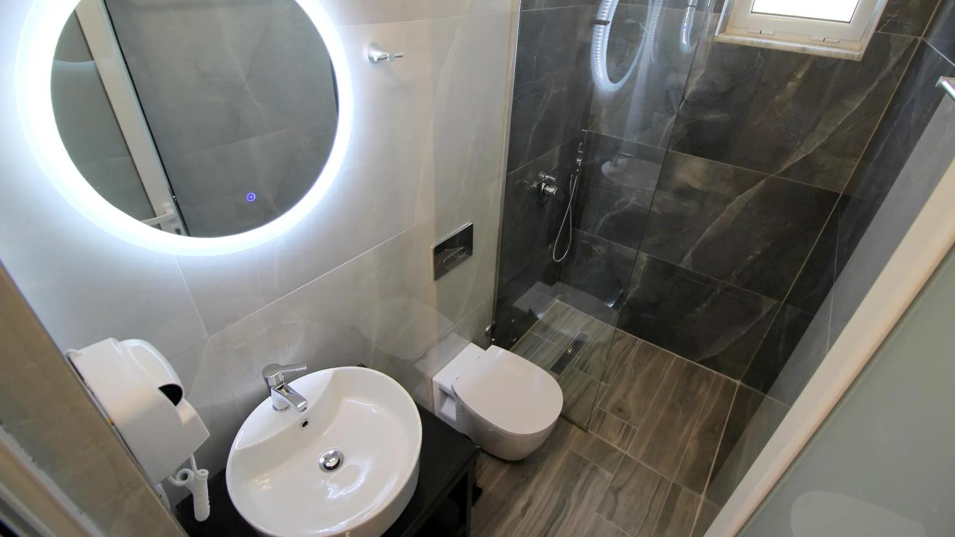 Hotel Ambra Ksamil